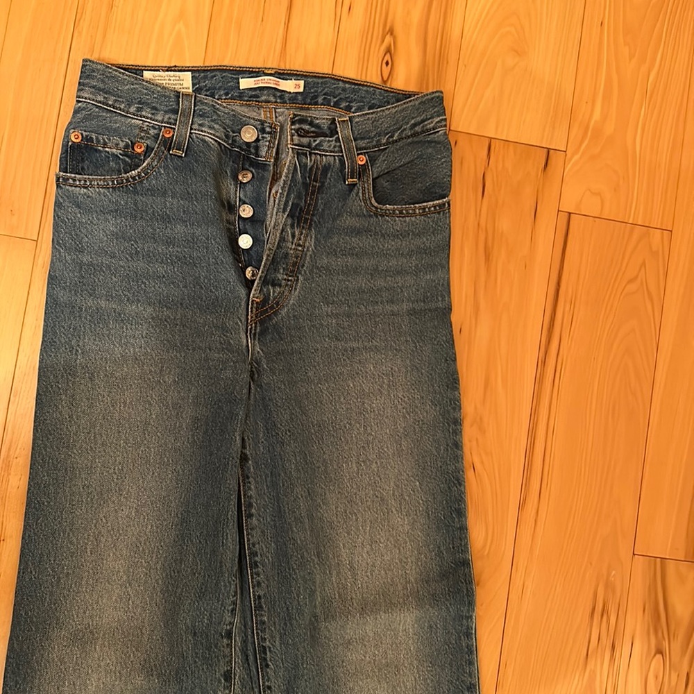 levi’s rib cage straight ankle jean from SSENSE